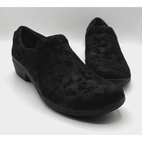 Clarks Shoes - CLARKS Talene Pace Shoe‎ Women's Size 11 Black Wedge Slip On Comfort